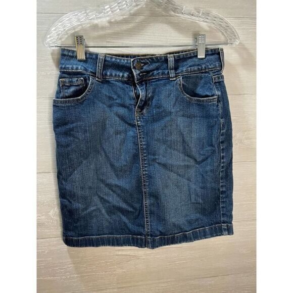 Old Navy Women's Basic Five-Pocket Denim Jean Skirts for Women with‎ Back Slit - Picture 3 of 5